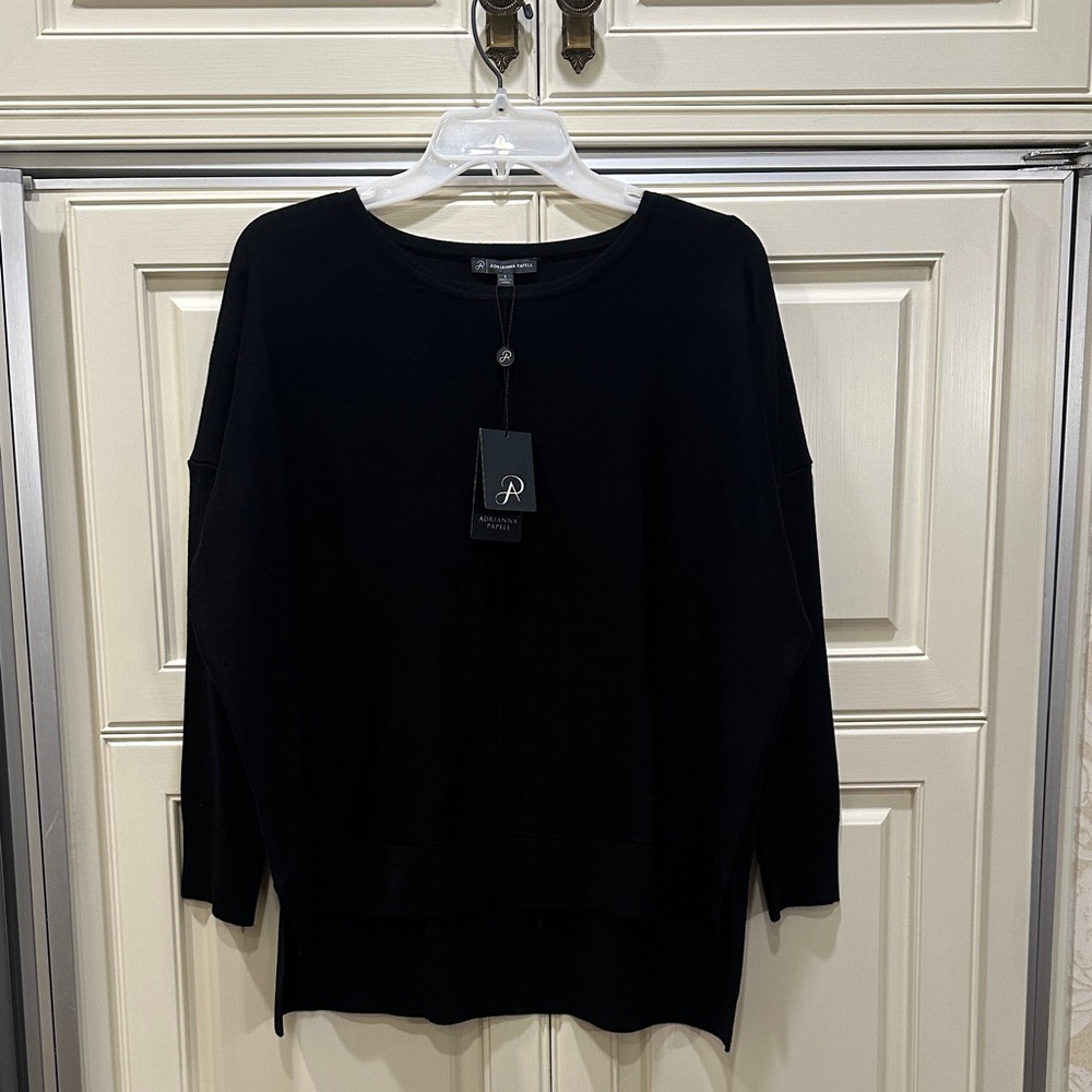 Adrianna Papell Elegant Black Top